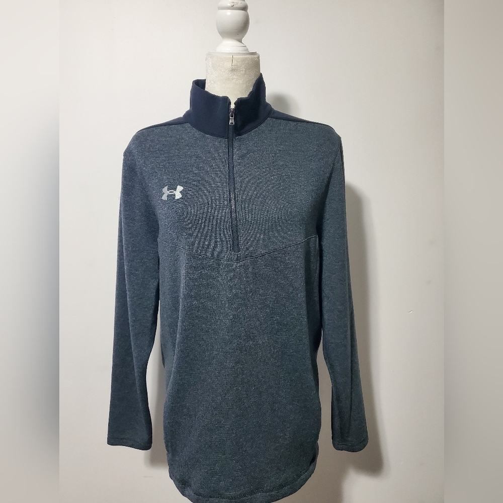 Under Armour NWOT 1/4 Zip With Pockets